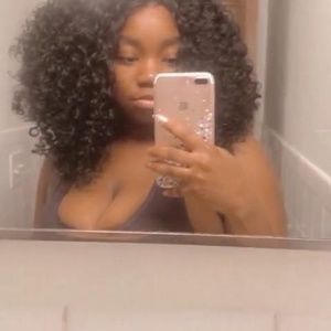 Meet your Posher, Tamara